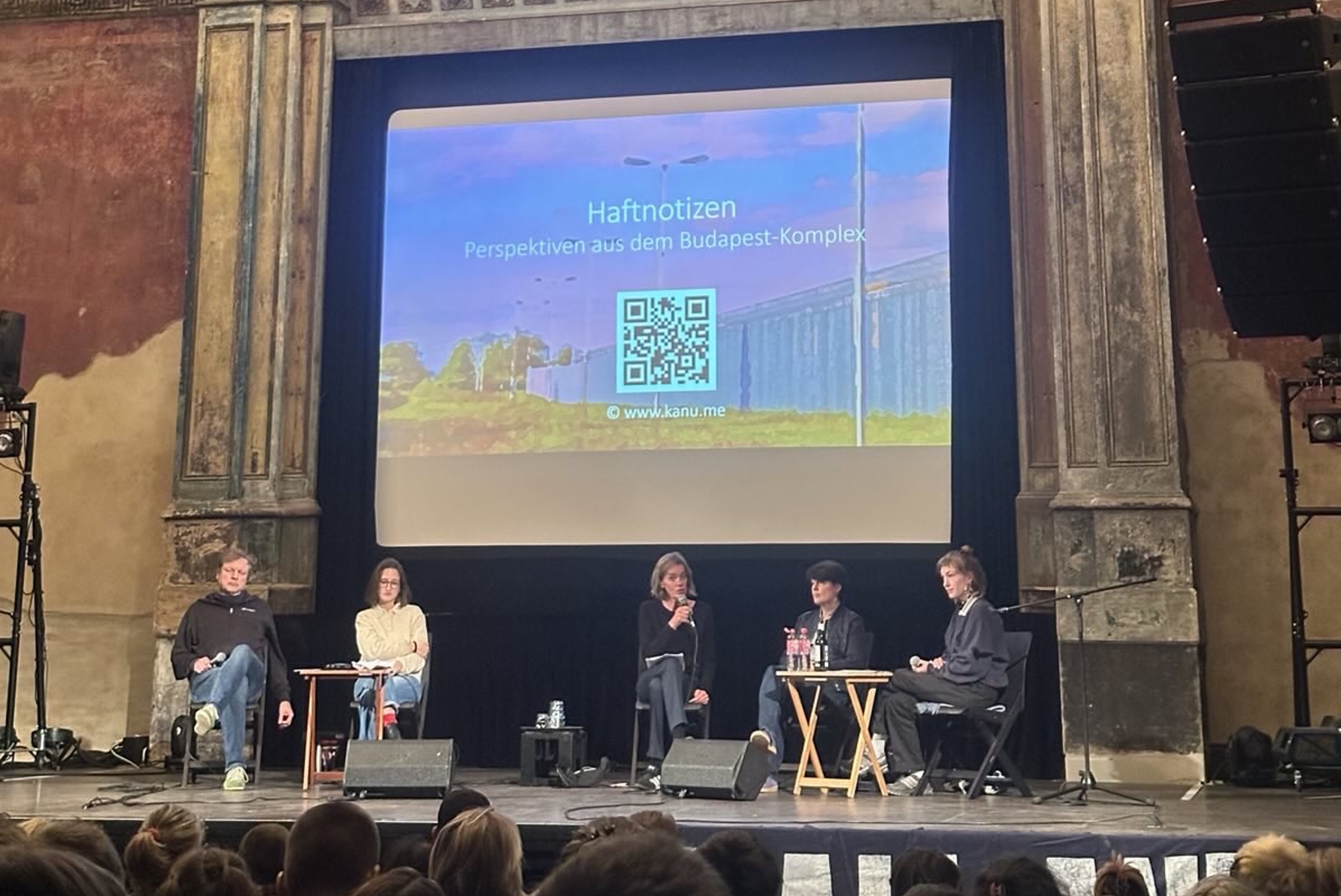 -Das-ist-kein-normales-Verfahren-Der-politische-Skandal-um-den-Budapest-Komplex