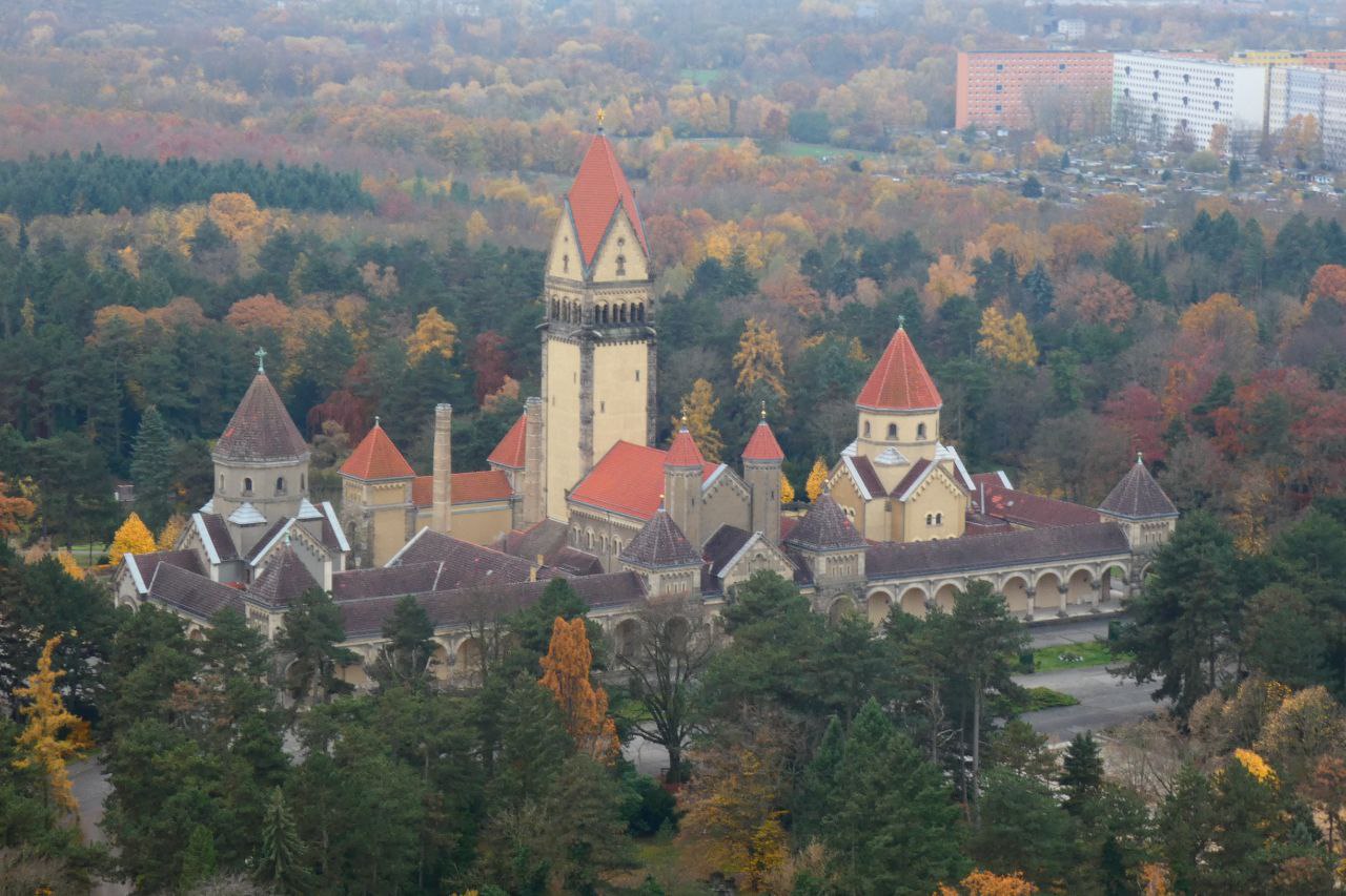 Stilles-Gedenken-auf-den-St-dtischen-Friedh-fen-im-November