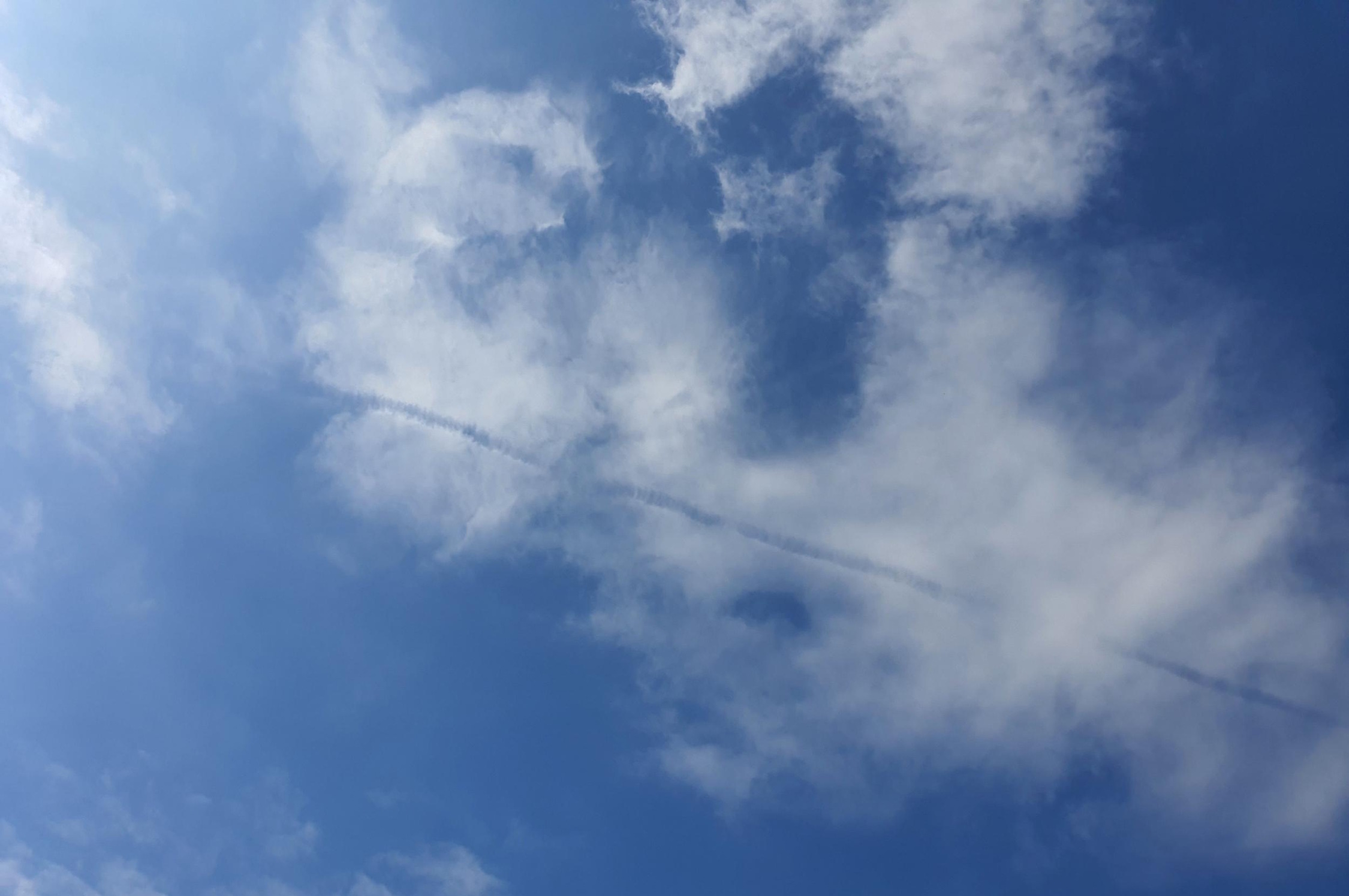 Leipziger-Studie-Versteckte-Kondensstreifen-in-Zirruswolken-tragen-zur-Klimaerw-rmung-bei