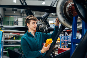 Herr Bendix Hitziger bei der Arbeit, Foto: Deutsche Aircraft