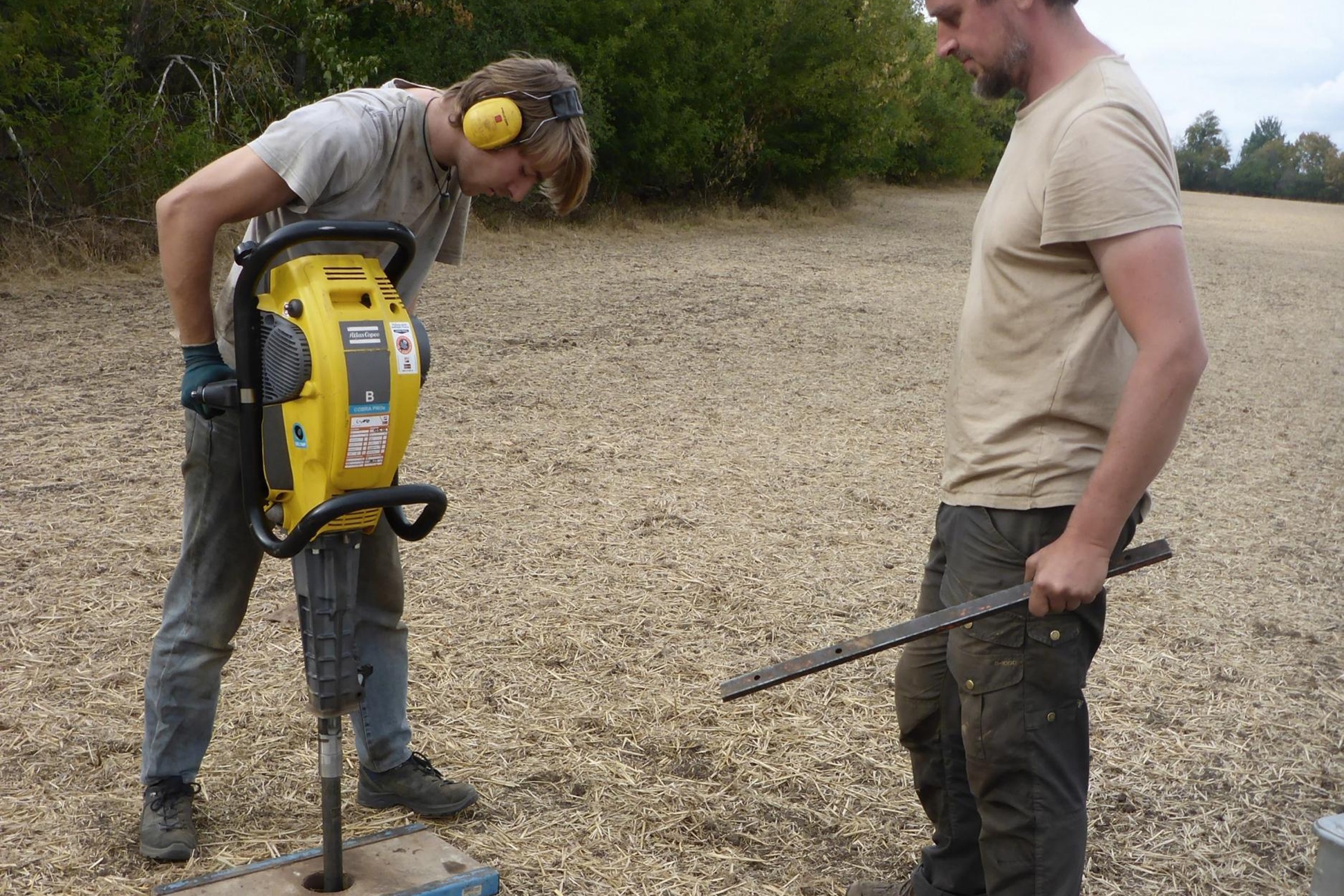 Begr-bnisort-der-Opfer-des-Schwarzen-Todes-Leipziger-Forscher-entdecken-m-gliches-Pestmassengrab-bei-Erfurt
