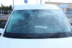 Beschädigtes Fahrzeug © Polizeidirektion Leipzig