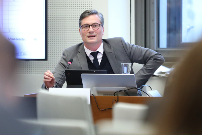 Silvester-in-Leipzig-Br-nde-Notrufe-und-kein-Alarmruf-vom-Fockeberg