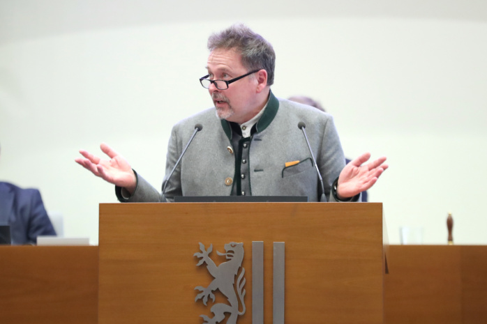 Der-Stadtrat-tagte-Leipzig-bekommt-neue-Widmungssatzung-f-r-ffentliche-Geb-ude