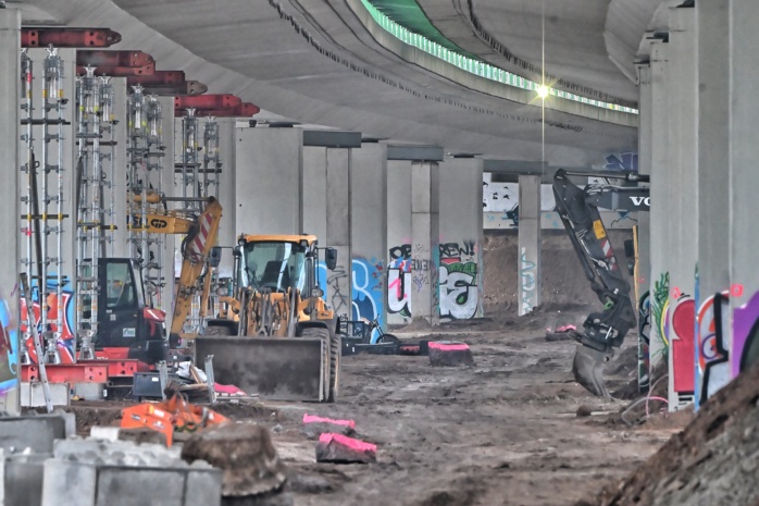 Geplanter Neubau der B2-Brücke im Agra-Park: Bündnisgrüne fordern Akteneinsicht