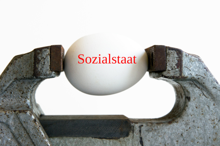 Sozialstaat unter Druck. Foto: BRRT auf pixabay, bearbeitet