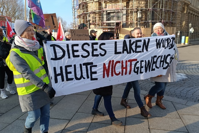 Streik-der-L-nderbesch-ftigten-in-Leipzig-ver-di-rief-und-etwa-500-kamen-Videos