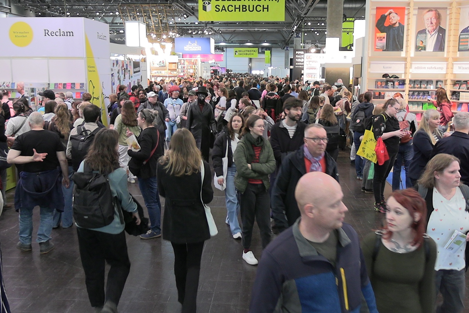 Wo Geschichten Hunderttausende verbinden: Leipziger Buchmesse feiert Rekordzuspruch