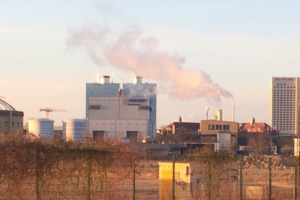 Auch im GuD-Kraftwerk der Stadtwerke Leipzig in de Eutritzscher Straße wird Fernwärme erzeugt. Foto: Ralf Julke
