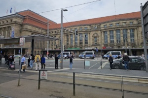 Polizei am Hauptbahnhof (Archivbild). Foto: LZ