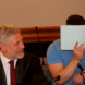Angeklagter mit Anwalt.