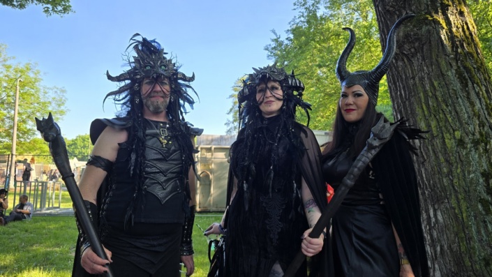 Besucher des Heidnischen Dorfs zum 33. WGT 2026. © Richard Kirschner