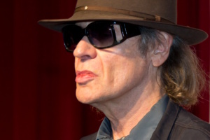 Udo Lindenberg offiziell, Foto von 2014. Raimond Spekking, CC BY-SA 4.0, https://commons.wikimedia.org/w/index.php?curid=32444094
