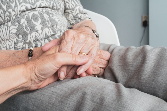 Umfrage-Pflegende-Angeh-rige-st-rken-Ihre-Perspektive-z-hlt-Gespr-ch-mit-Maria-Kittler-Parkinson-Netzwerke-Deutschland-e-V-
