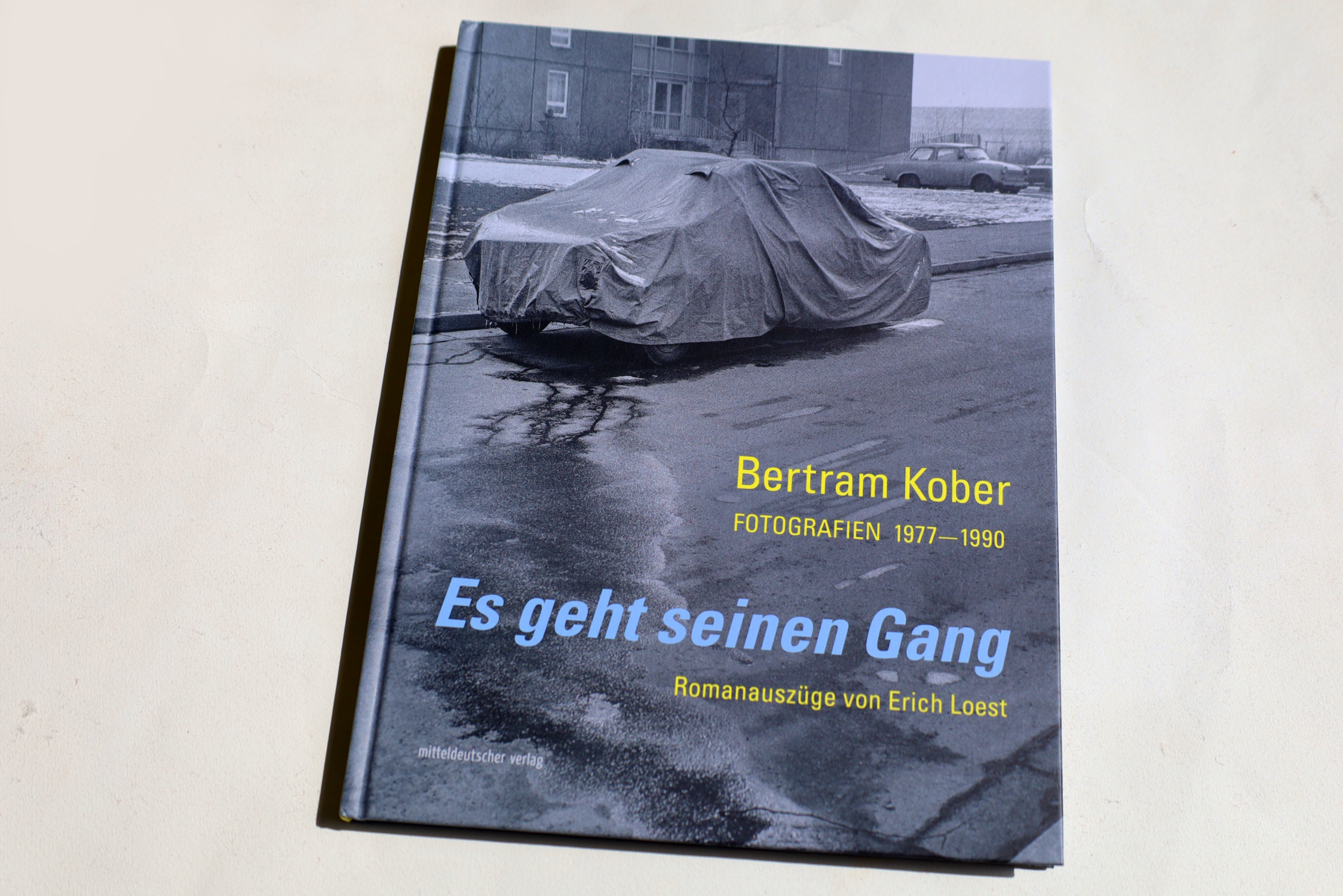 Es geht seinen Gang: Bertram Kobers Fotos treffen Erich Loests großen Roman