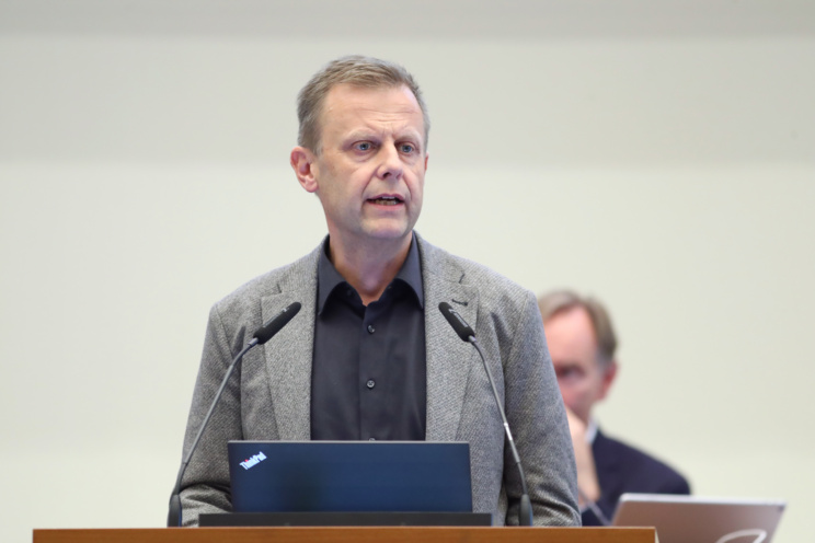 Herr Torsten Bonew (CDU), Erster Bürgermeister und Beigeordneter für Finanzen, im Leipziger Stadtrat am 01.07.2026. Foto: Jan Kaefer