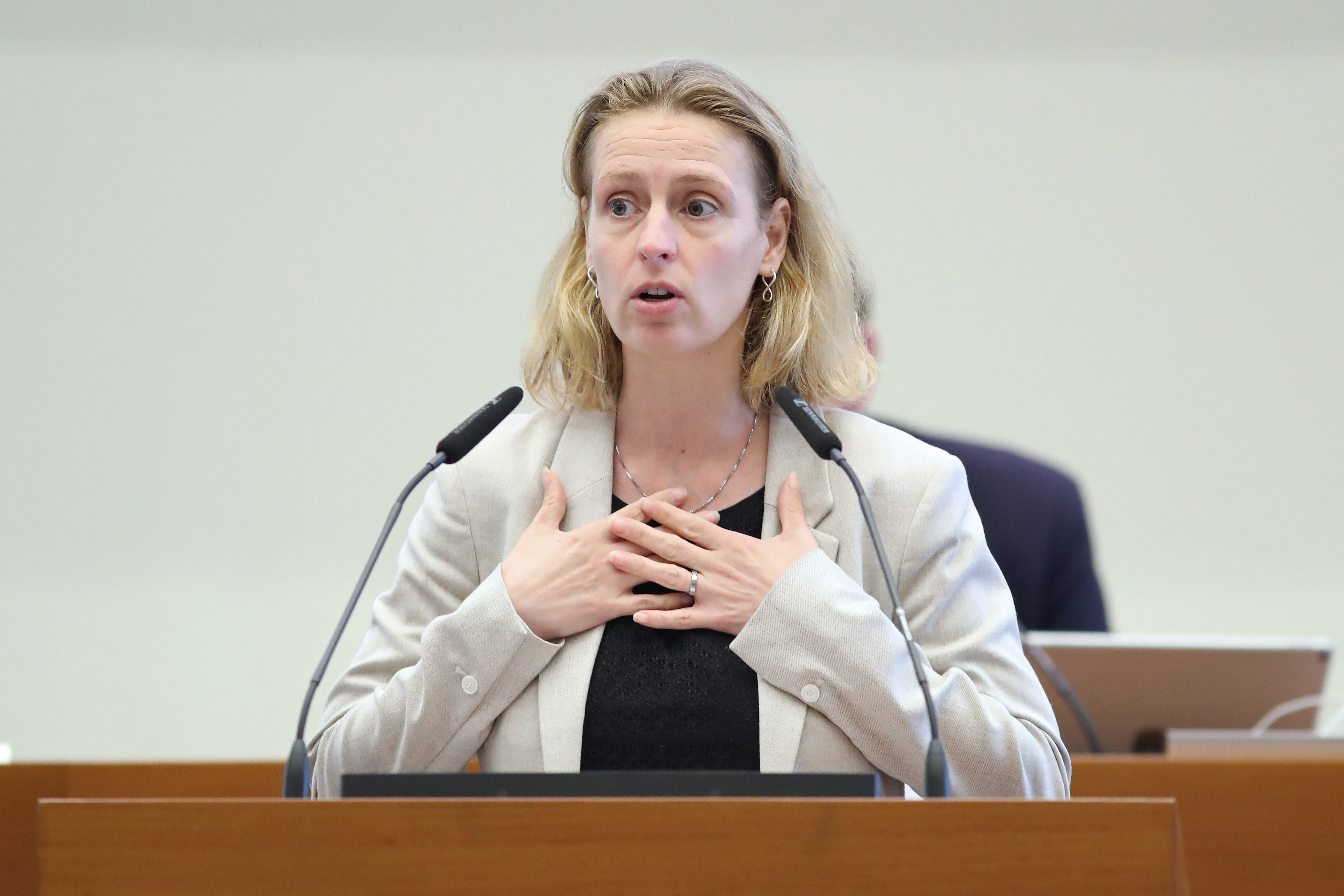 Franziska Riekewald (Die Linke) im Leipziger Stadtrat am 01.07.2026. Foto: Jan Kaefer