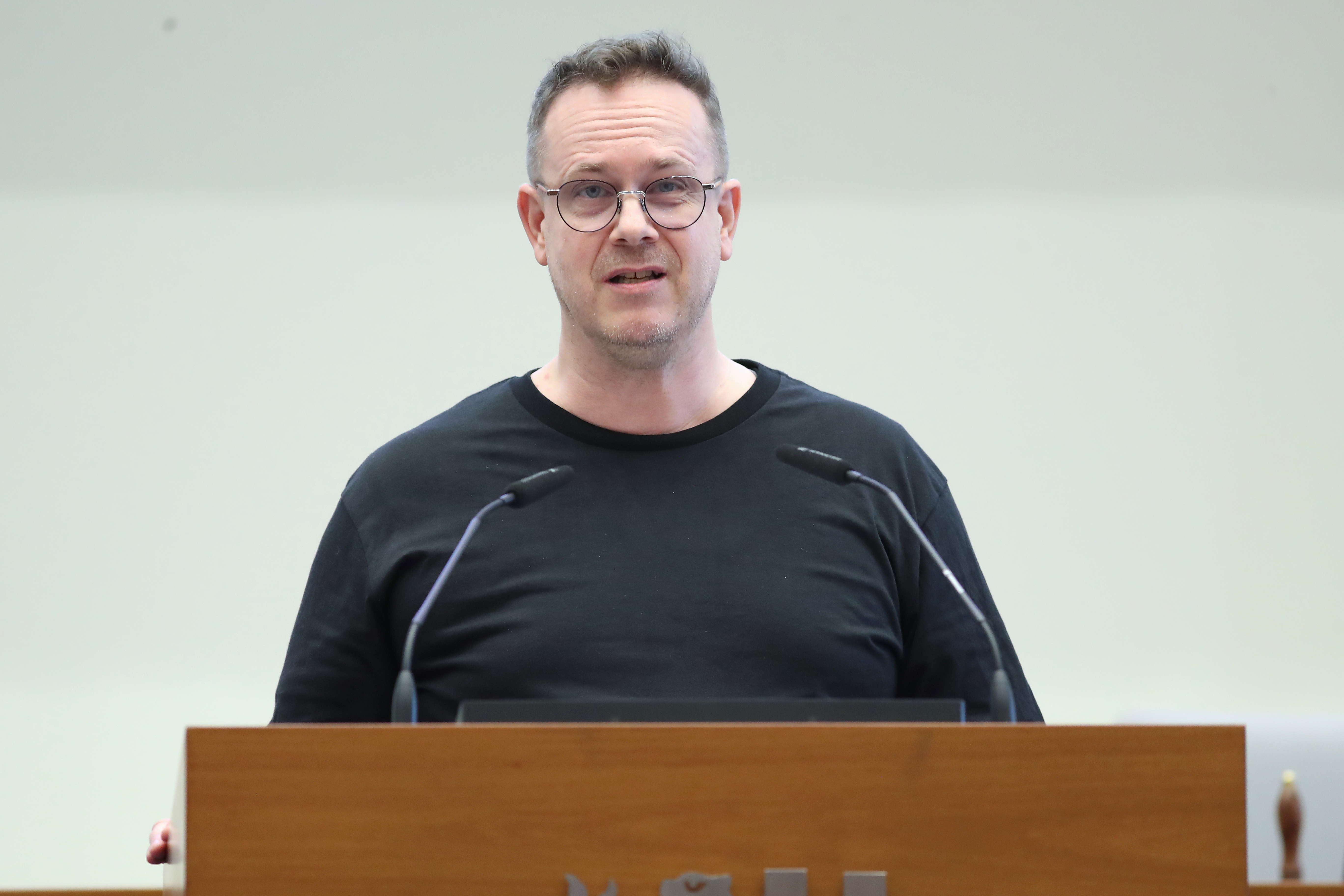 Marco Götze (Die Linke) im Leipziger Stadtrat am 01.07.2026. Foto: Jan Kaefer