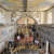 Blick ins Kirchenschiff zum Altar. Subbass1, CC BY-SA 4.0, https://commons.wikimedia.org/w/index.php?curid=133930760