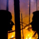 Was tun, wenn die Krisen einfach nicht mehr aufhören? Grafik: Dominic Memmel unter Verwendung von pixabay.com/photos/breakup-divorce-separation-908714/ und https://pixabay.com/illustrations/forest-fire-forest-climate-change-8681954/