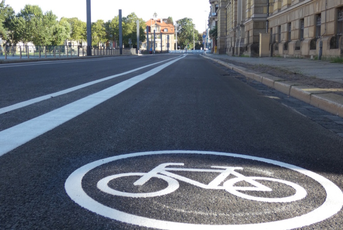 Neu eingerichteter Radfahrstreifen in der Harkortstraße. Foto: Lucas Böhme