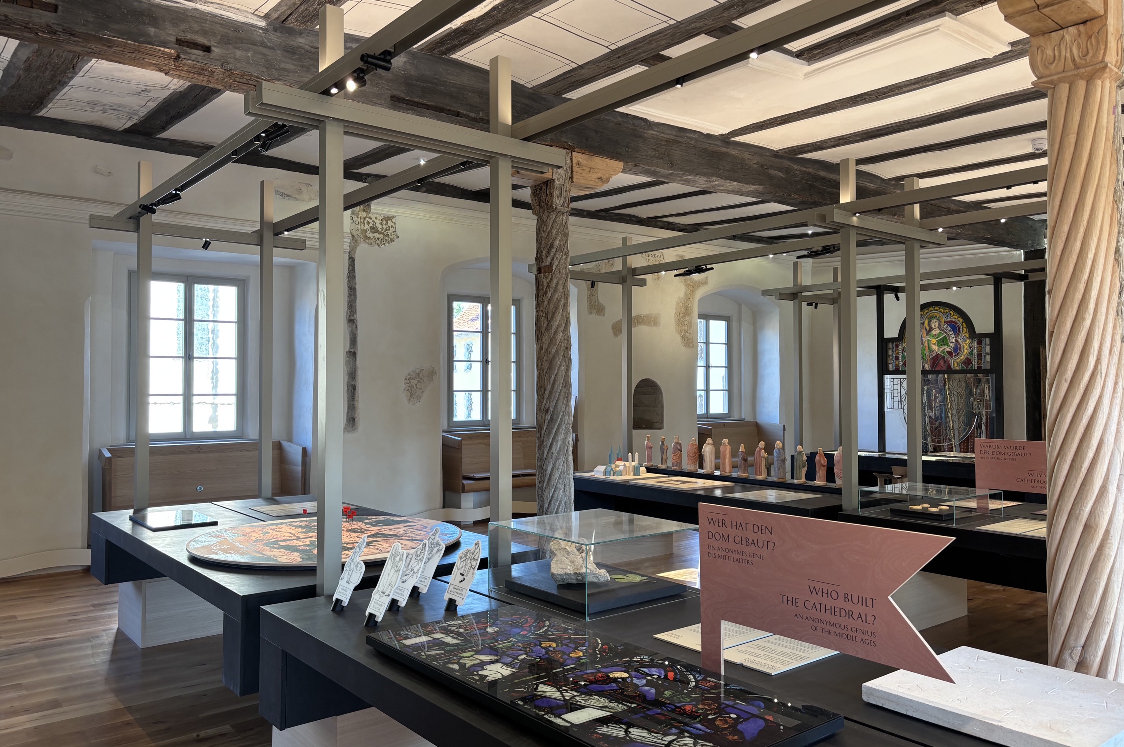 Blick in die Ausstellung im Zentrum Welterbe Naumburger Dom. Foto: Vereinigte Domstifter