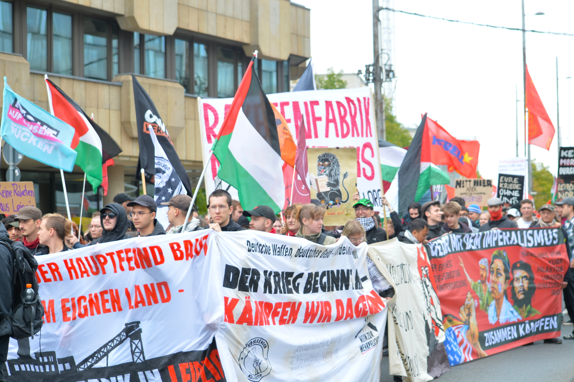 Demonstration gegen die mögliche Rüstungsansiedlung in Leipzig. © Lucas Böhme