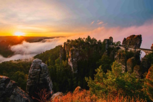 Herbststimmung an der Basteibrücke, Foto: Tourismusverband Sächsische Schweiz, Czech Vibes