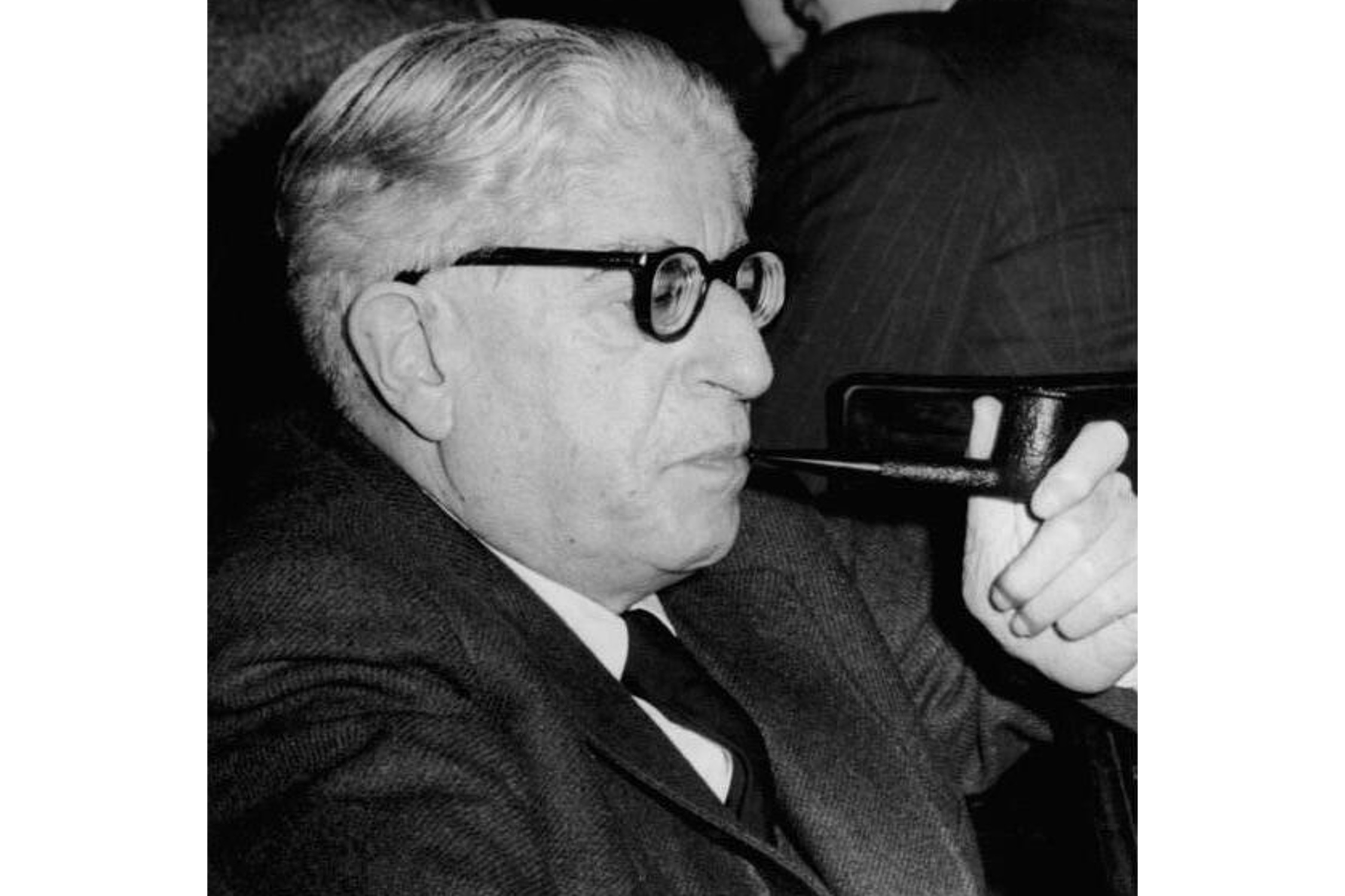Ernst Bloch. Foto Von Bundesarchiv, Bild 183-35545-0009 / CC-BY-SA 3.0, CC BY-SA 3.0 de, https://commons.wikimedia.org/w/index.php?curid=5351974