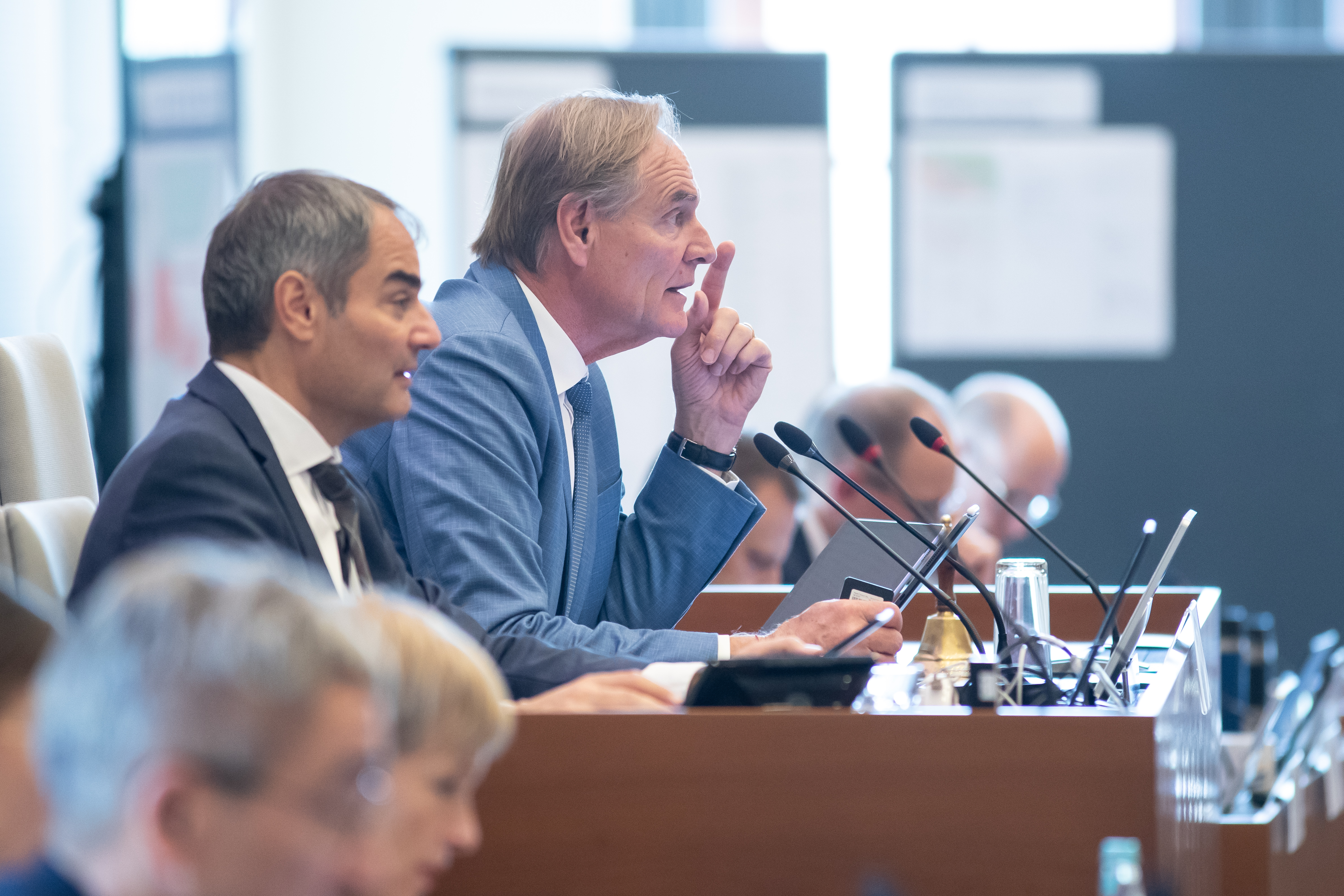 Oberbürgermeister Burkhard Jung (SPD) im Leipziger Stadtrat am 30.09.2026. Foto: Jan Kaefer